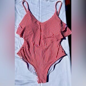 LA VIE EN ROSE RED STRIPE WOMENS ONE PIECE SIZE M